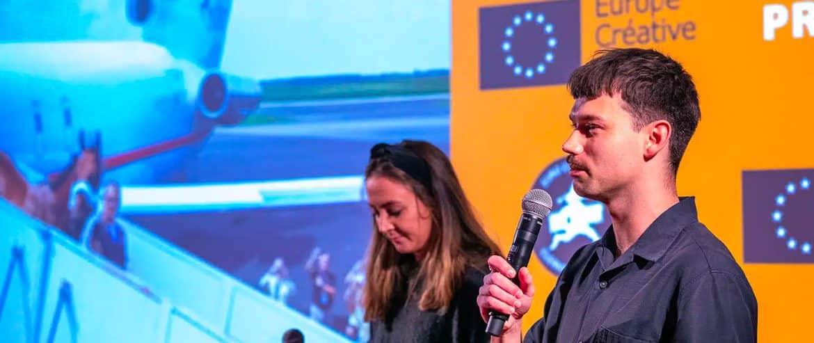 Euro-connection1 Un intervenant et une intervenante durant la session de pitchs Euro Connection 2024