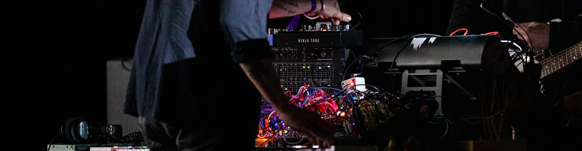 dark-lab-banniere