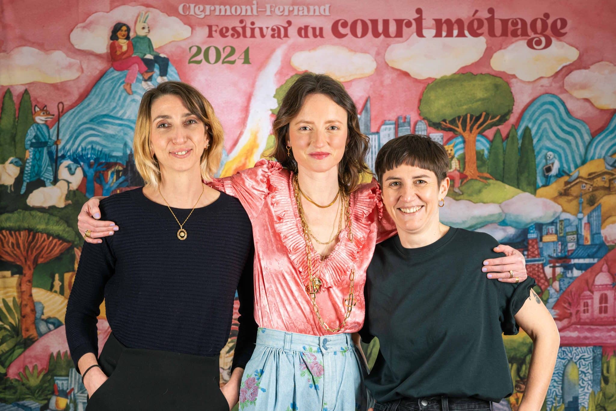 Le jury labo 2024 (Charlotte Boudon, Irène Drésel, Vergine Keaton) prend la pose devant le photocall