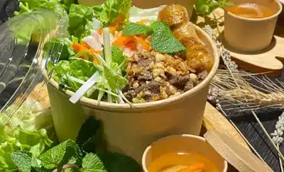 Món Việt
